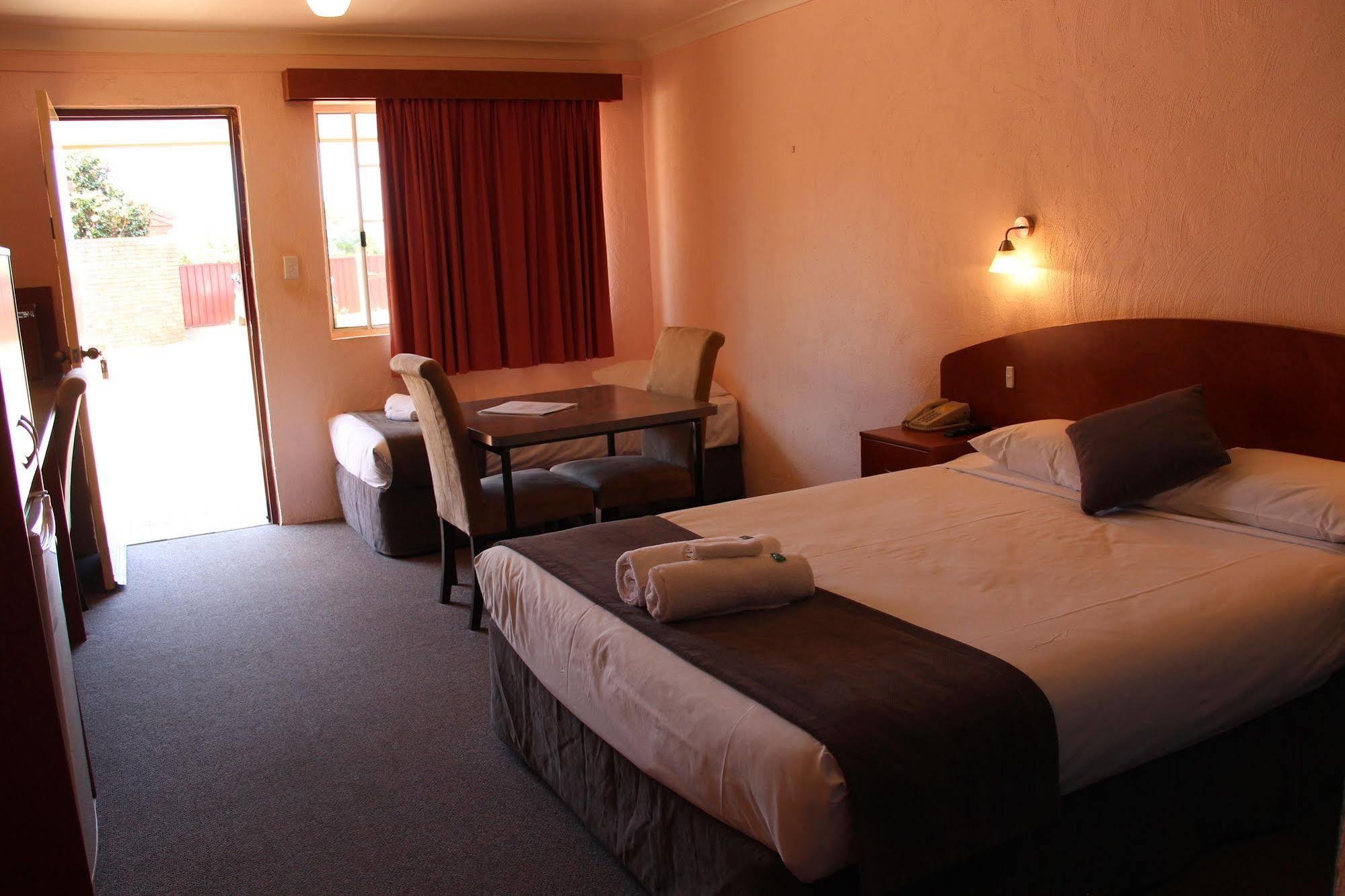 Childers Gateway Motor Inn Exterior foto